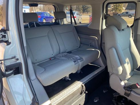 Used 2010 Honda Element EX image 11