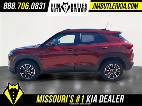 Used 2024 Chevrolet TrailBlazer LT w/ LT Cold Weather Package image 22