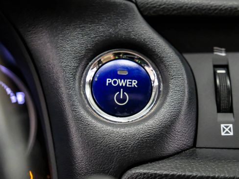 Used 2012 Lexus CT 200h Premium image 21