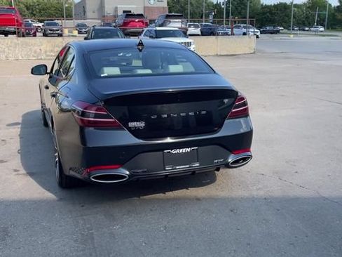 Used 2025 Genesis G70 2.5T RWD image 7