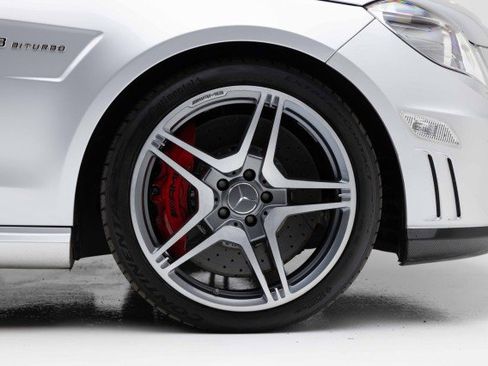 Used 2012 Mercedes-Benz E 63 AMG Wagon image 39