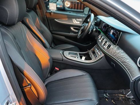 Used 2021 Mercedes-Benz E 350 Sedan image 20
