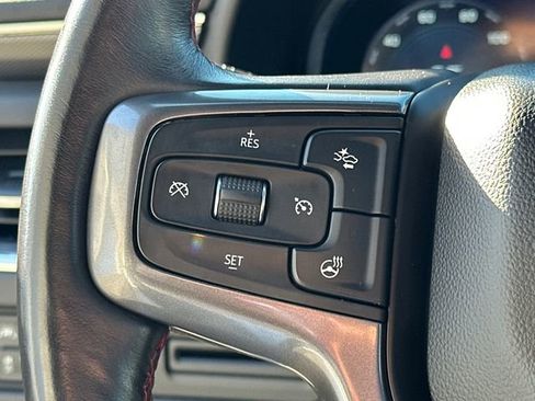 Used 2022 Chevrolet Tahoe RST AWD/4WD image 33