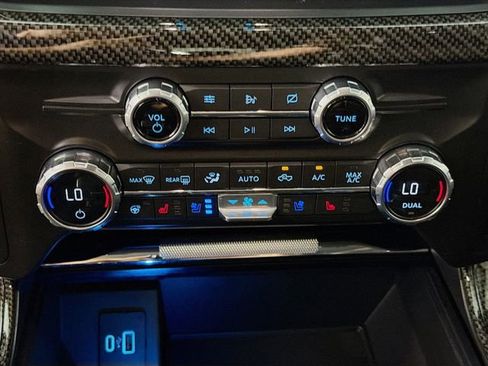 Used 2021 Ford F150 Lariat w/ Equipment Group 502A High AWD/4WD image 19
