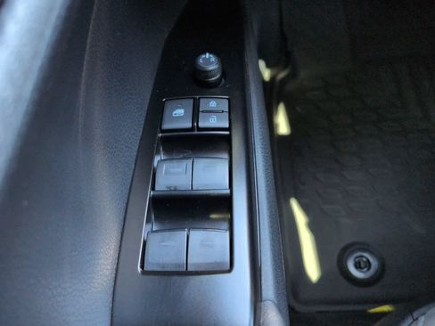 Used 2026 Toyota Camry SE FWD image 21