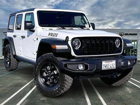 Used 2026 Jeep Wrangler Willys image 12