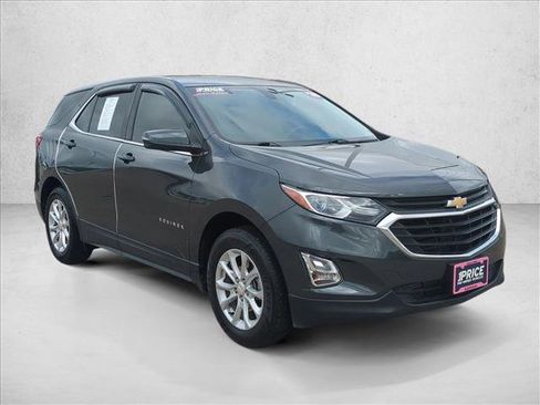 Used 2018 Chevrolet Equinox LT image 3