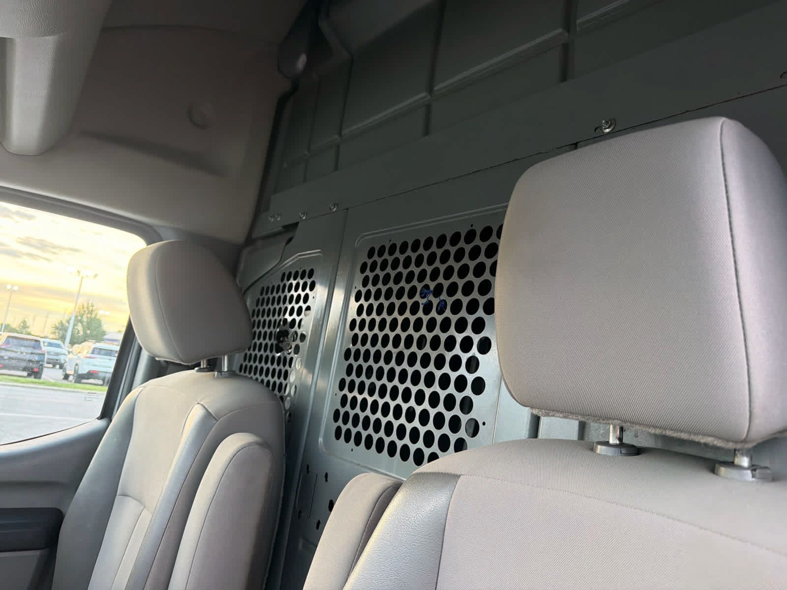 Used 2020 Nissan NV 2500 S RWD image 15