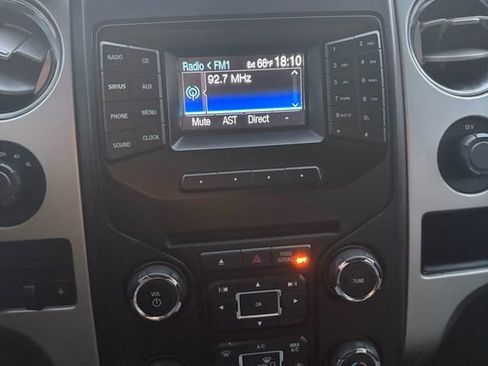 Used 2013 Ford F150 XLT w/ Luxury Equipment Group image 17