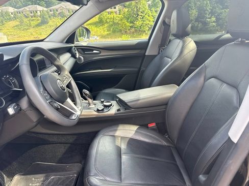Used 2018 Alfa Romeo Stelvio Ti AWD/4WD image 10