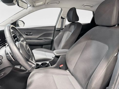 Used 2024 Hyundai Kona SEL FWD image 17