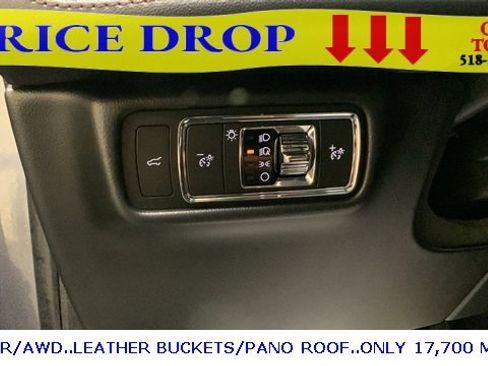 Used 2023 Lincoln Aviator AWD w/ Premium Package image 34