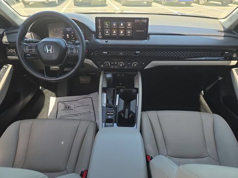 Certified 2025 Honda Accord EX-L image 9