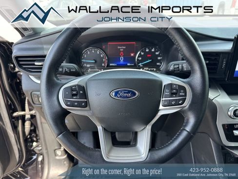 Used 2021 Ford Explorer XLT AWD/4WD image 29
