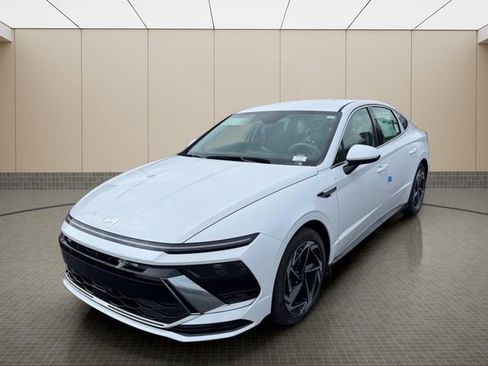 New 2026 Hyundai Sonata SEL image 2
