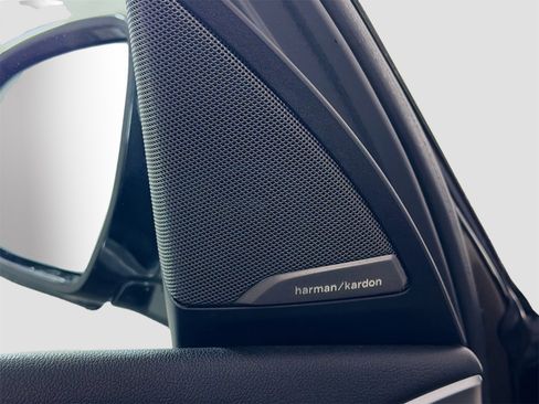 Used 2019 BMW X3 xDrive30i w/ Premium Package image 22