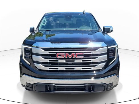 New 2025 GMC Sierra 1500 SLE w/ Preferred Package image 2