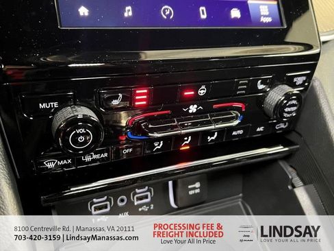 New 2025 Jeep Grand Cherokee Altitude AWD/4WD image 44
