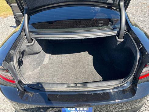 Used 2023 Dodge Charger SXT w/ Blacktop Package image 13