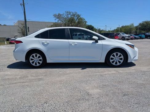 Used 2024 Toyota Corolla LE FWD image 3