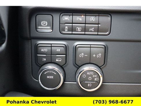 New 2026 Chevrolet Suburban High Country image 14