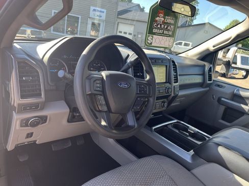 Used 2019 Ford F250 XLT w/ XLT Premium Package AWD/4WD image 21