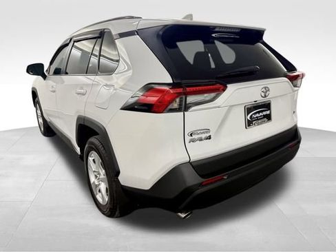 Used 2020 Toyota RAV4 XLE w/ Convenience Package image 6