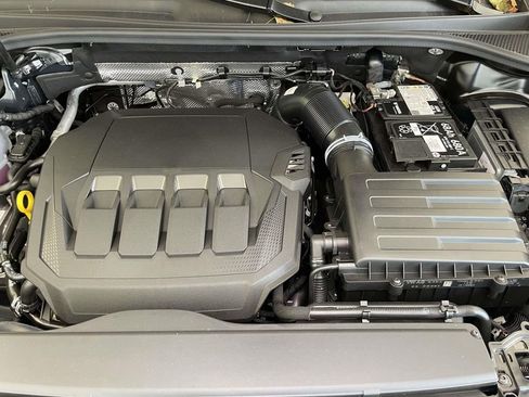 New 2025 Audi Q3 2.0T Premium image 24