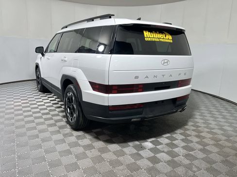 Used 2025 Hyundai Santa Fe SEL FWD image 6