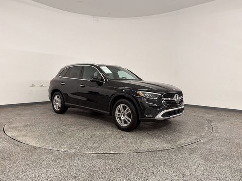 Certified 2026 Mercedes-Benz GLC 300 GLC 300 image 7