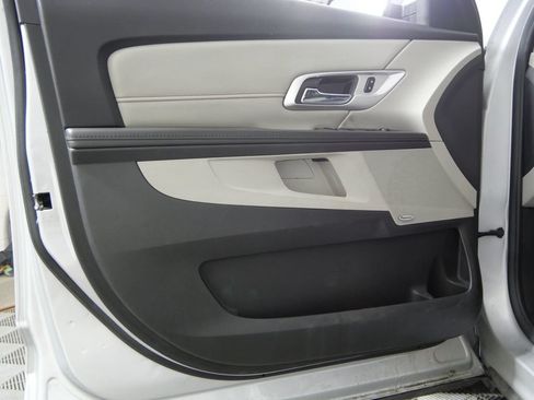 Used 2017 GMC Terrain SLE w/ Driver Alert Package I AWD/4WD image 12