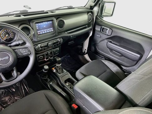 Used 2023 Jeep Gladiator Sport image 21