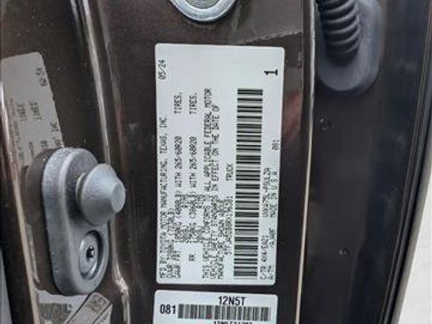 Used 2024 Toyota Tundra Limited image 23