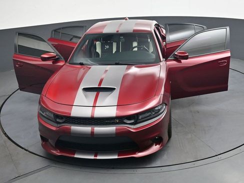 Used 2020 Dodge Charger Scat Pack RWD image 36