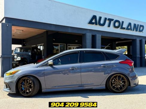 Used 2017 Ford Focus RS AWD/4WD image 4