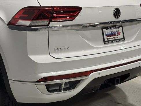 Used 2020 Volkswagen Atlas Cross Sport SEL R-Line FWD image 25
