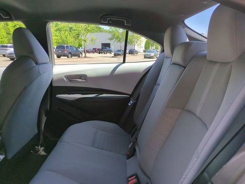Used 2024 Toyota Corolla SE FWD image 13