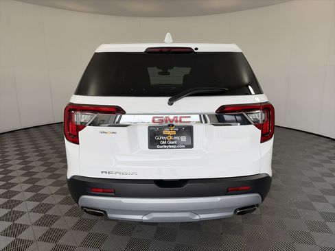 Certified 2023 GMC Acadia SLE FWD image 6
