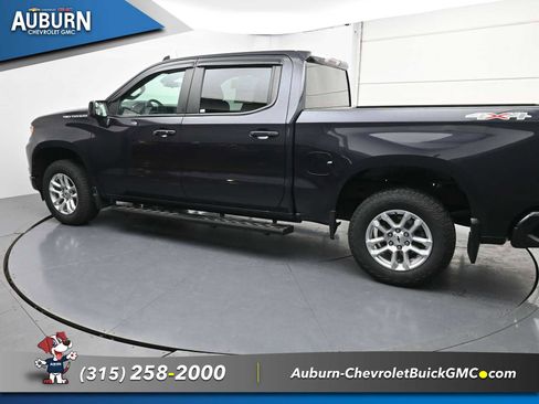 Used 2022 Chevrolet Silverado 1500 RST image 15