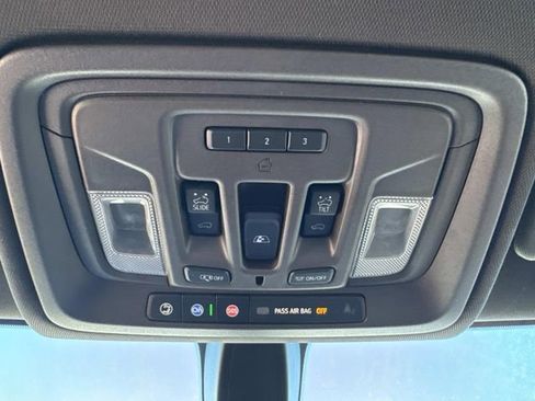 Used 2020 Chevrolet Silverado 1500 RST w/ All-Star Edition image 18