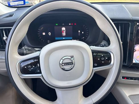 Used 2024 Volvo XC60 B5 Plus w/ Protection Package Premier AWD/4WD image 25