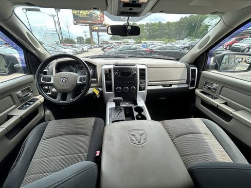 Used 2011 RAM 1500 Classic SLT w/ Luxury Group RWD image 3