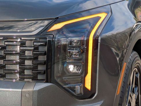 New 2026 Kia Sportage S AWD/4WD image 7