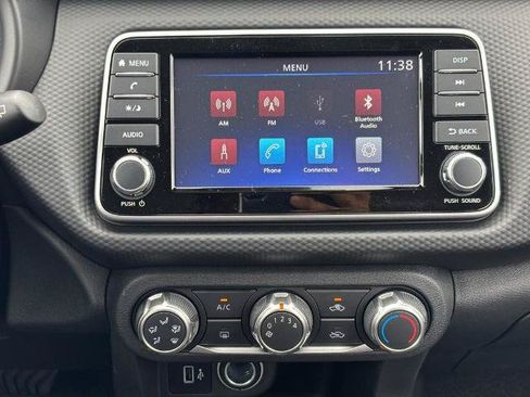 Certified 2025 Nissan Kicks Play S FWD image 8