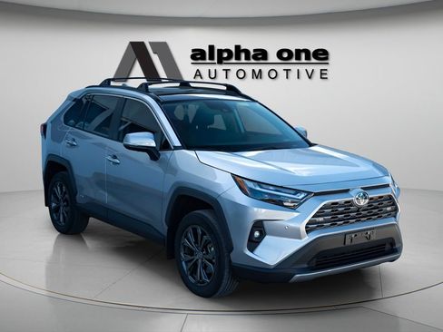 Used 2023 Toyota RAV4 Limited AWD/4WD image 3