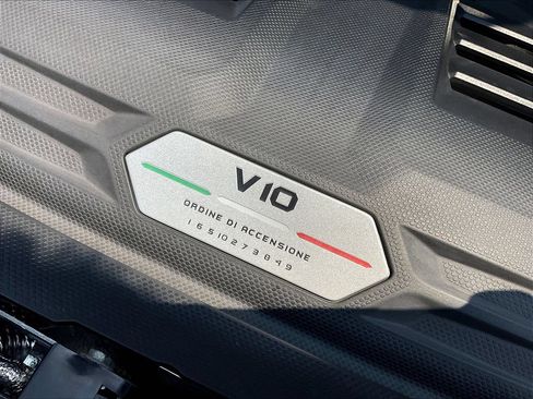 Used 2020 Lamborghini Huracan EVO AWD/4WD image 27