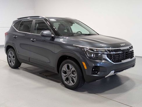 Used 2024 Kia Seltos S AWD/4WD image 6