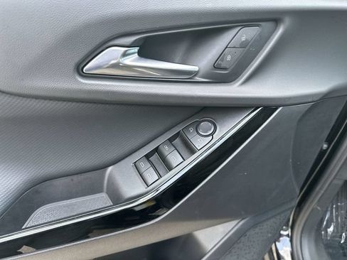 Certified 2026 Chevrolet Equinox LT w/ LPO, Floor Liner Package FWD image 17
