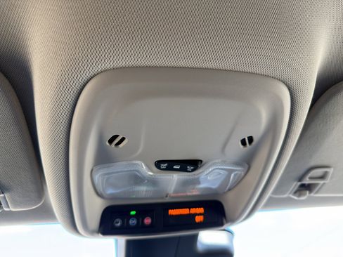 Used 2021 Buick Encore GX Select w/ Advanced Technology Package image 23