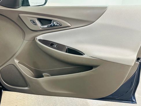 Used 2020 Chevrolet Malibu LT image 26